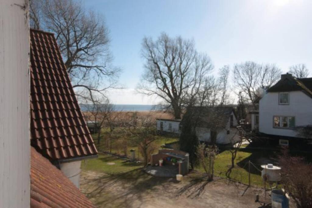 Lacky - Kleines Familienreihenmittelhaus In Grieben Hiddensee Exterior foto